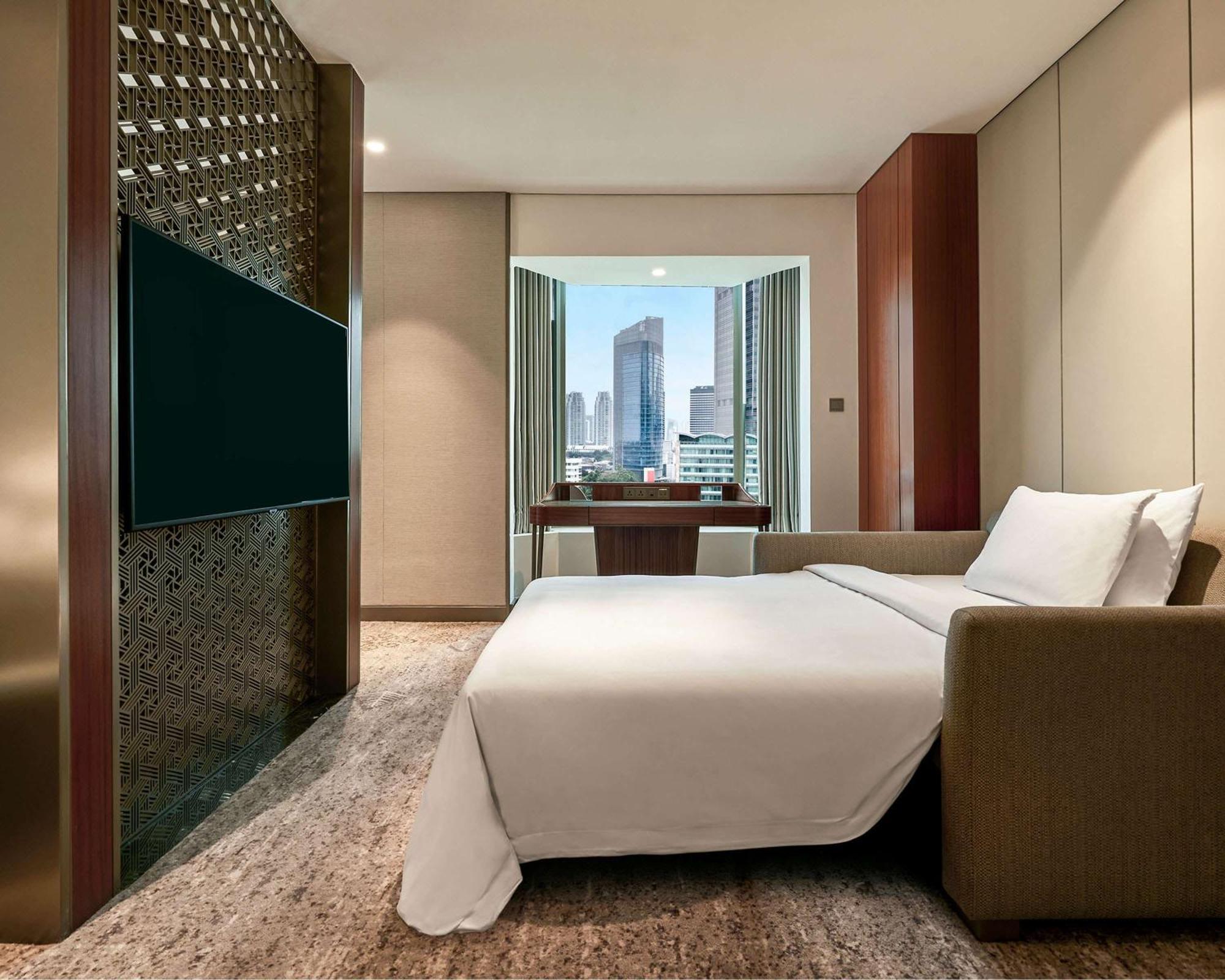Family King Room City View