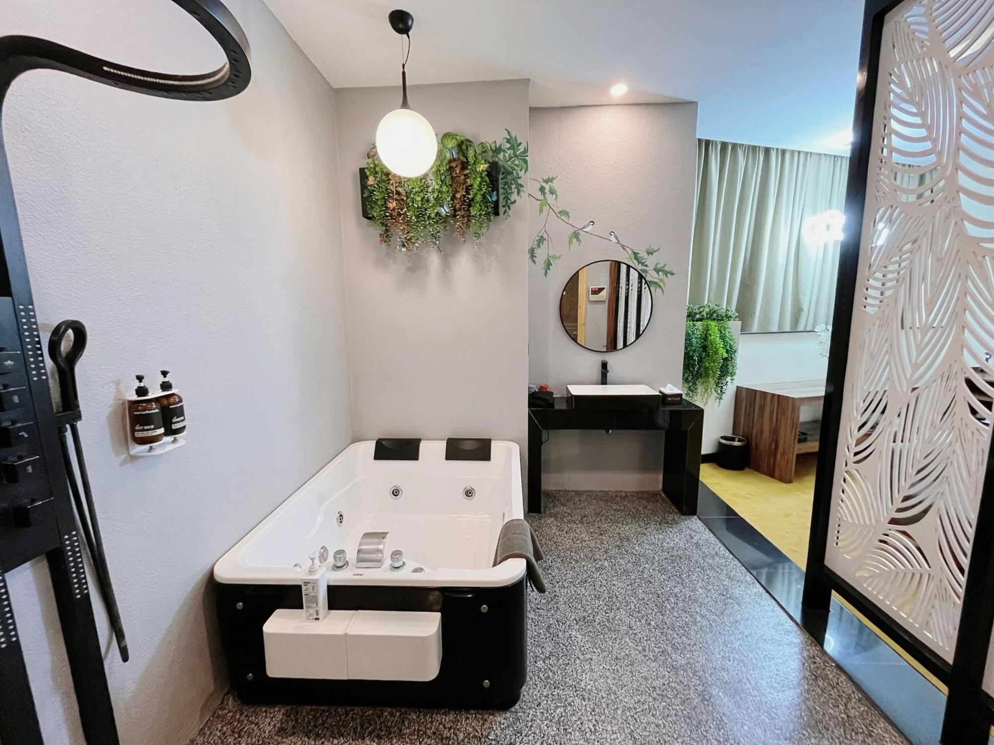 Suite Room Kuta Hideaway